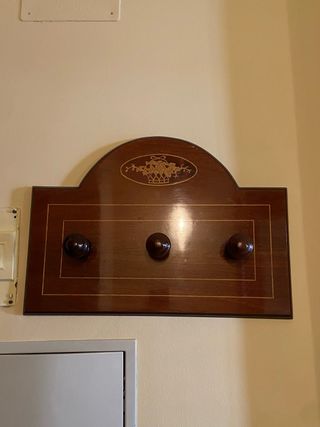 Perchero madera - 3 ganchos