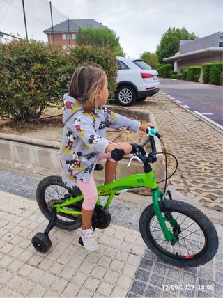 Bicicleta niña 16" verde