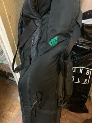 Maleta snowboard usada