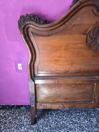 Cabecero y piecero antiguo tallado madera