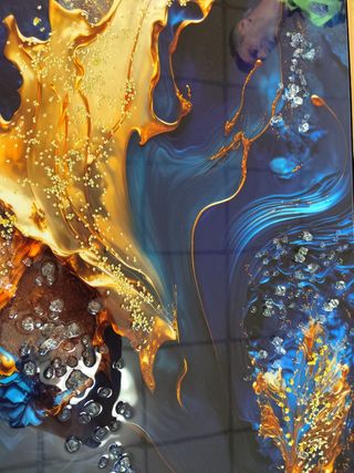 Cuadro abstracto azul y dorado