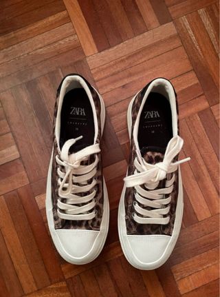 Zapatillas Zara leopardo