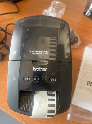 Impresora Brother QL-700