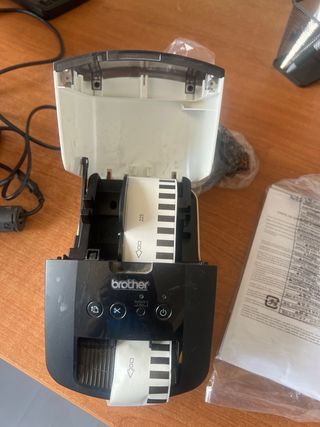 Impresora Brother QL-700