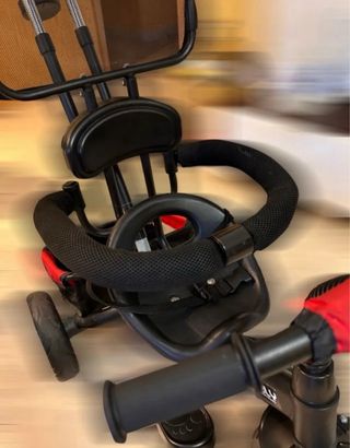 Triciclo infantil rojo-negro