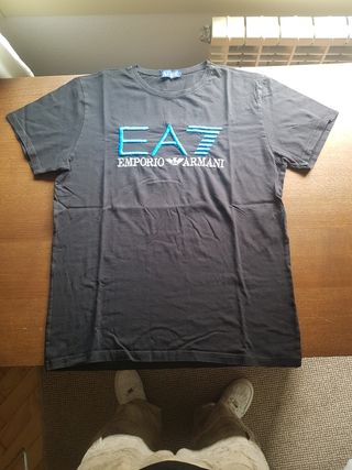 Camiseta Emporio Armani EA7 negra