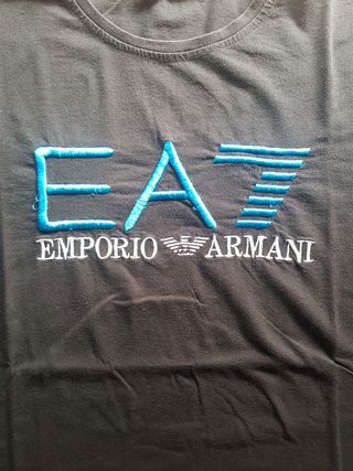 Camiseta Emporio Armani EA7 negra