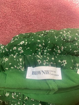 Falda brownie verde estampada