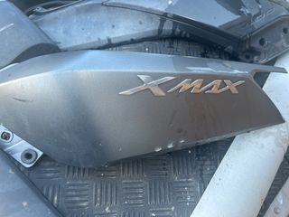 Tapas laterales Yamaha XMAX 400