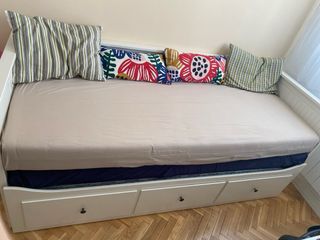 HEMNES Cama diván 3 cajones