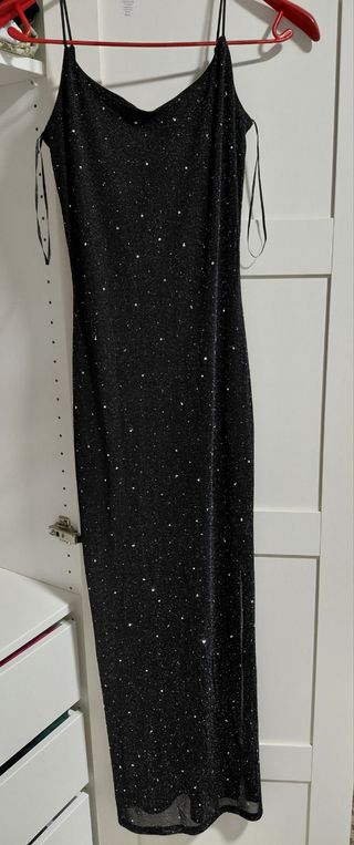 Vestido negro brillante
