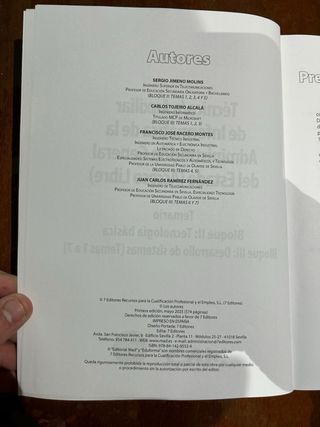 Lote de 4 Libros Técnico Aux. Informática MAD 2025