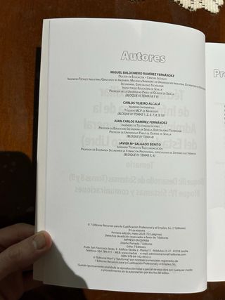 Lote de 4 Libros Técnico Aux. Informática MAD 2025