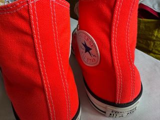Converse coral/naranja ácido altas