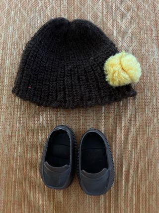 Mocasines y gorro Nancy