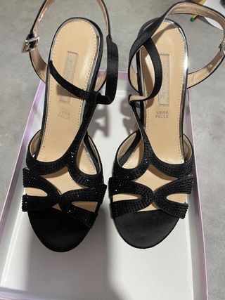 Scarpe Primadonna nere tacco medio