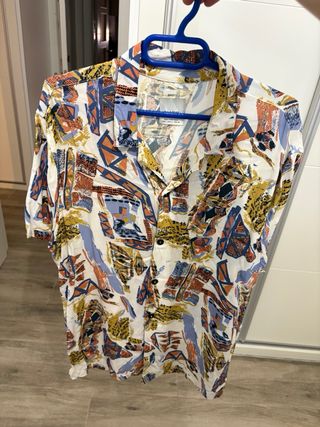 Camisa hawaiana multicolor