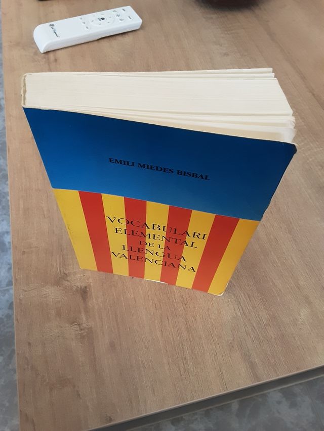 Vocabulari elemental de la llengua valenciana v...