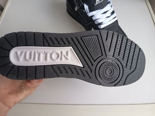 Zapatillas Luis Vuitton - Negras