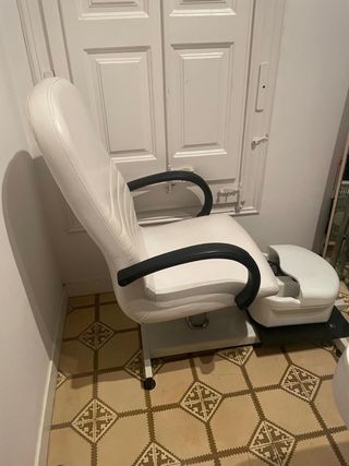 Sillón pedicura blanco - Reposapiés