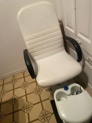 Sillón pedicura blanco - Reposapiés