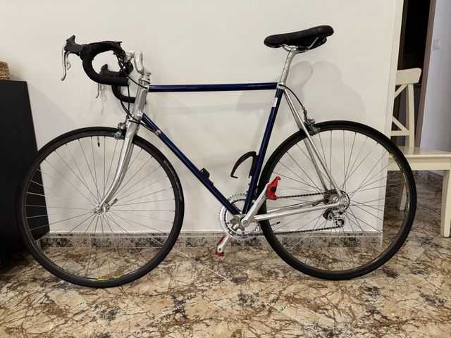 Bicicleta carretera Vitus