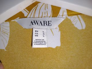 Blusa camisa dorada - hojas Blancas