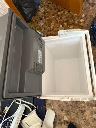 Nevera portátil Mobicool MV27 26L