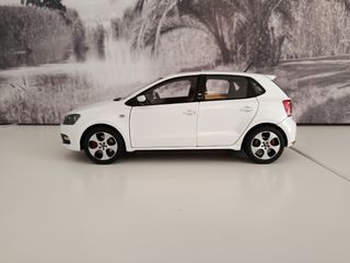 Maqueta Volkswagen Polo GTI 1/18
