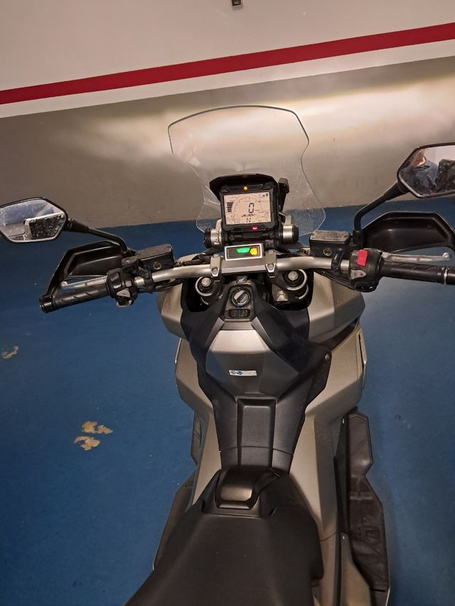 Honda X-ADV 750 - 2.020