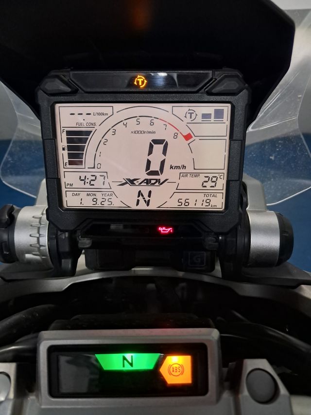 Honda X-ADV 750 - 2.020