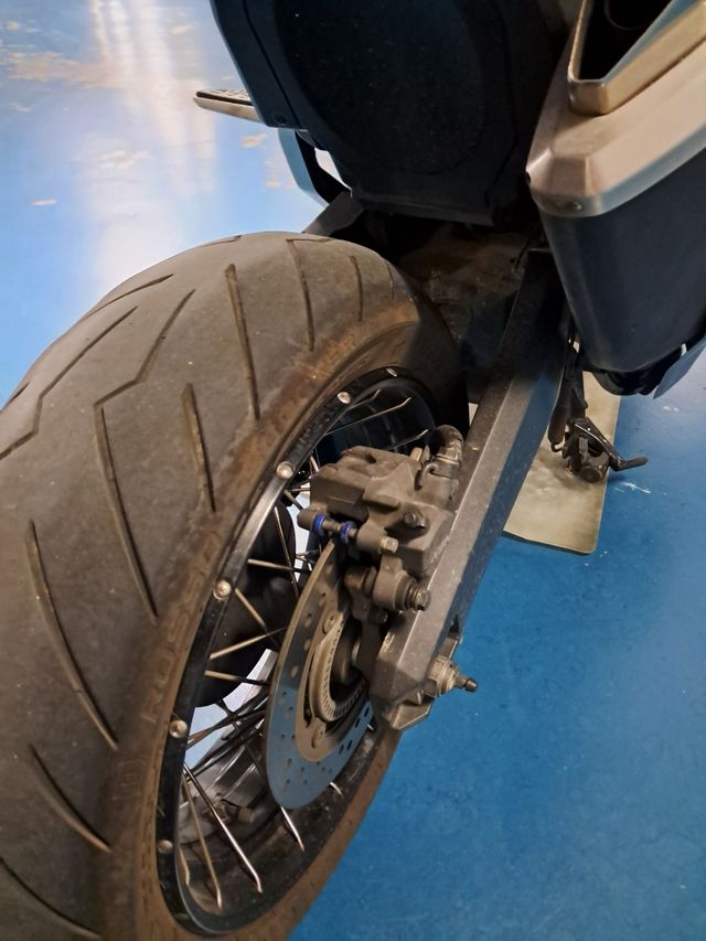 Honda X-ADV 750 - 2.020