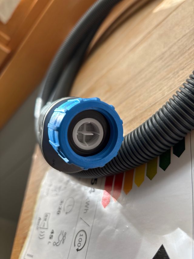 Tubo entrada agua AEG c/válvula