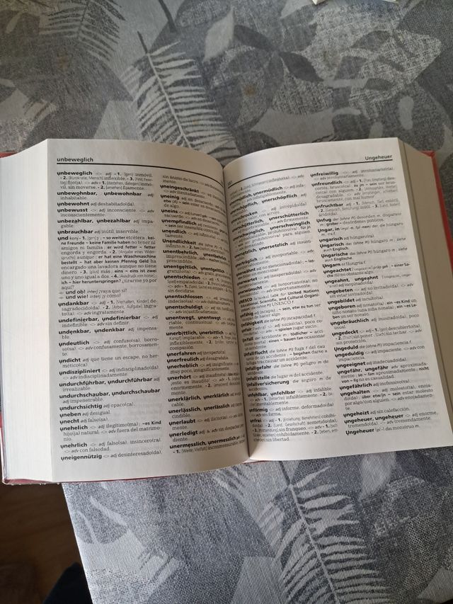 Diccionario Compact español-alemán / deutsh-spa...