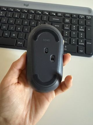 Teclado Logitech MK470 + Ratón