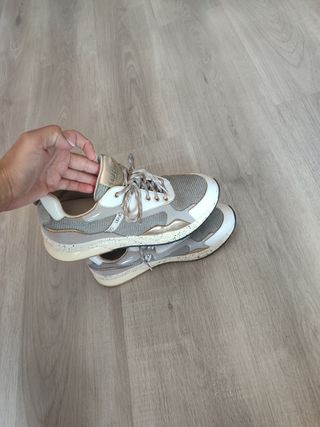 Zapatillas Liu Jo gris e y blancas