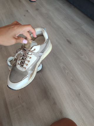 Zapatillas Liu Jo gris e y blancas