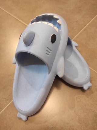 Chanclas tiburón - azules