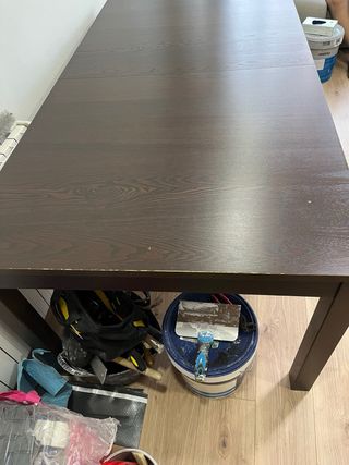 Mesa extensible marrón