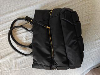 Borsa nera imbottita idrorepellente 