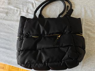 Borsa nera imbottita idrorepellente 