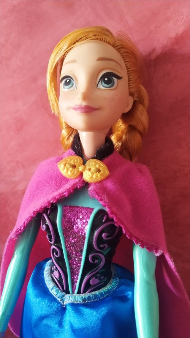 Muñeca Anna Frozen - Vestido Azul