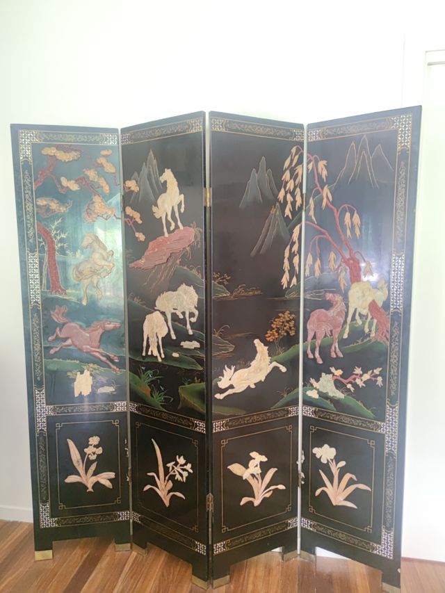 Biombo de 4 paneles laca e incrustaciones