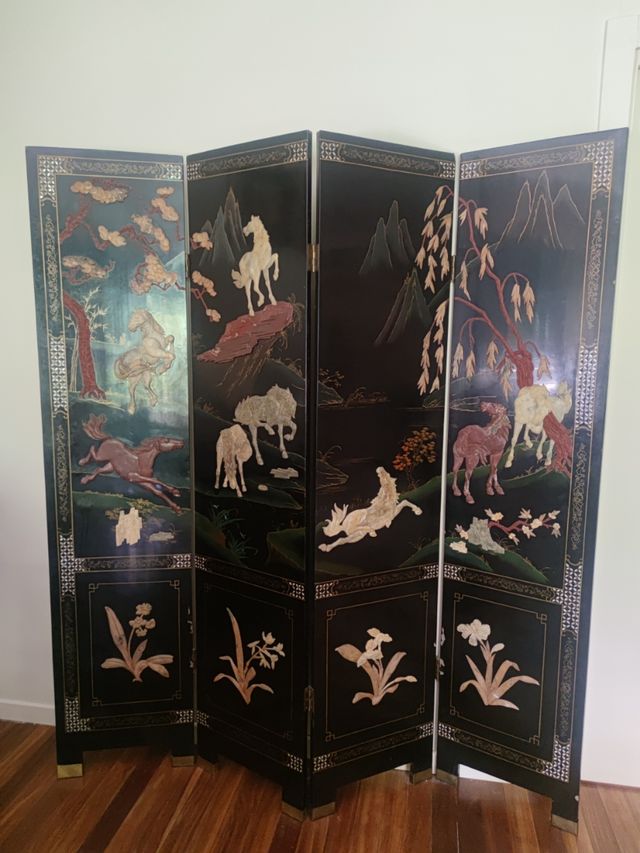 Biombo de 4 paneles laca e incrustaciones