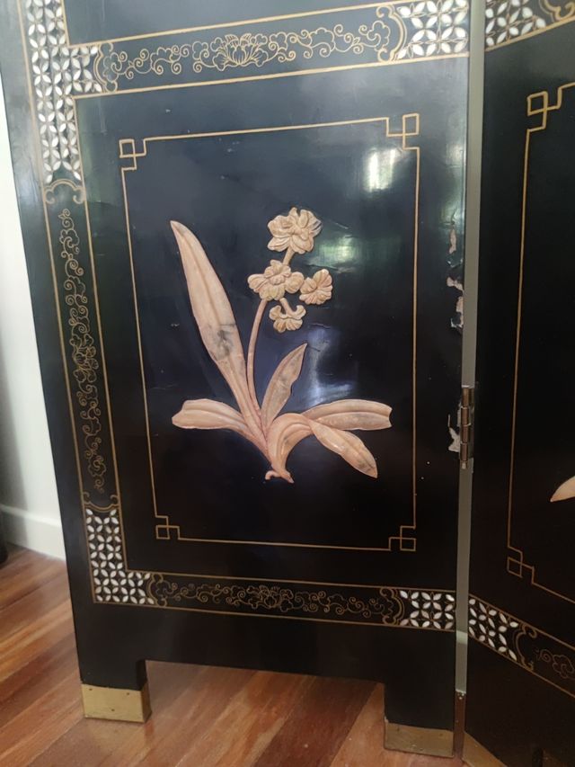Biombo de 4 paneles laca e incrustaciones