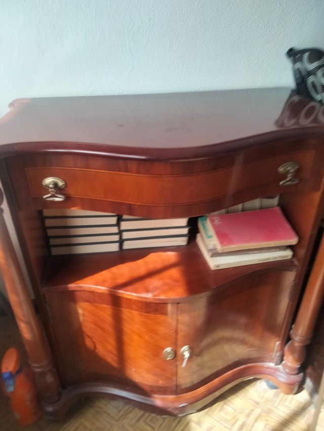 Mesa auxiliar madera - TV