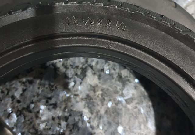 Neumáticos sólidos/ruedas macizas 12 1/2X2 1/4