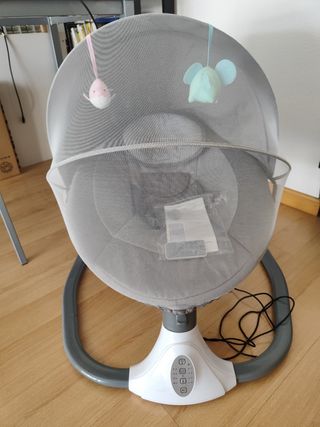 Silla mecedora bebé con mosquitera