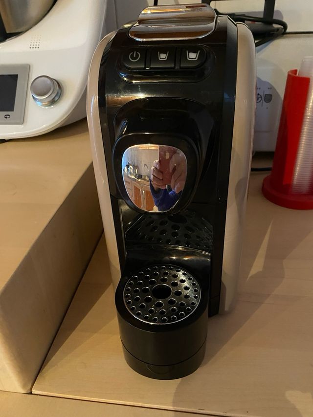 Macchina caffè capsule, tortora