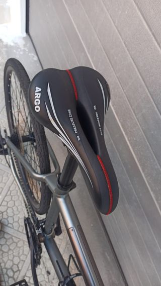 Bicicleta ciudad Giant Seek 3 